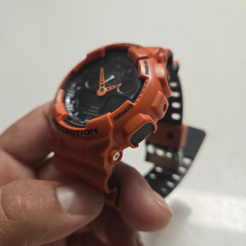 Casio g-shock  naranja